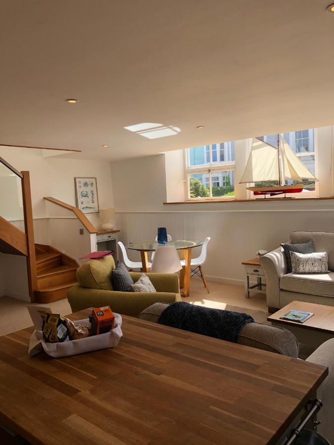 The Old English Rooms Falmouth Esterno foto